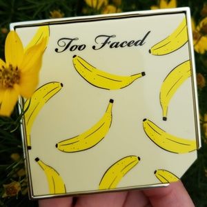 Too Faced Banana Setting Powder